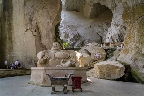 太州の壮大な石窟群、龍山寺で心身を癒しなさい！